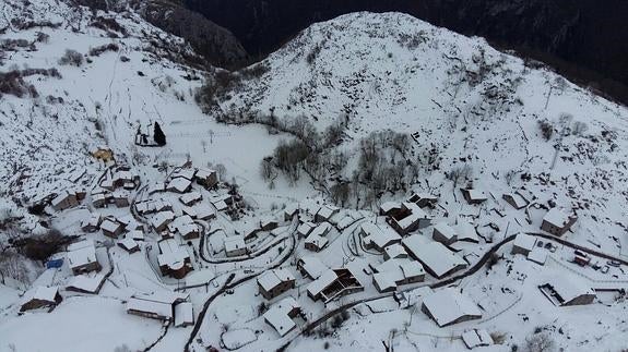 Otro duro invierno en Tresviso