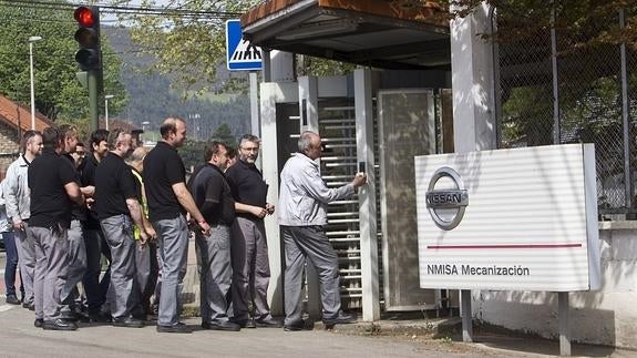 La planta de Nissan en Los Corrales es"clave" para la compañía y su acuerdo con Renault