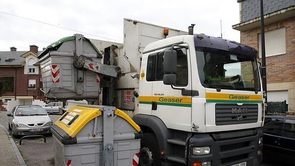 El Ayuntamiento sanciona por tercera vez a la empresa de recogida de basura