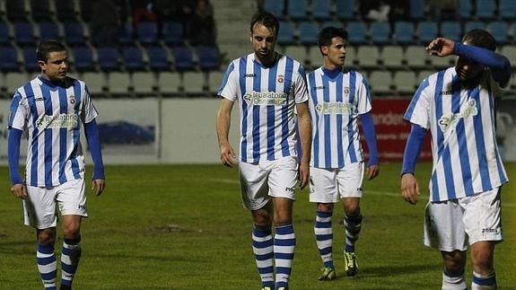 La Gimnástica muere de pie