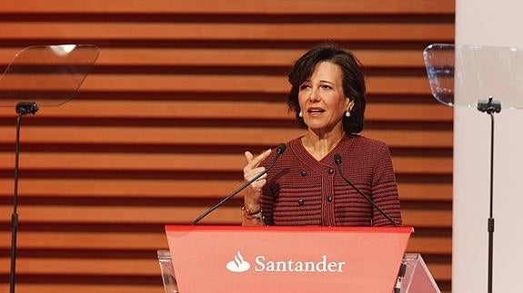 Ana Botín pide estabilidad política "cuanto antes" en España para crecer y crear empleo