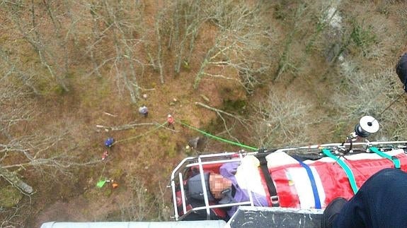 Rescatado un piragüista en el río Irbienza