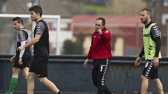 Borja se recupera y Dioni entrena al margen por un golpe