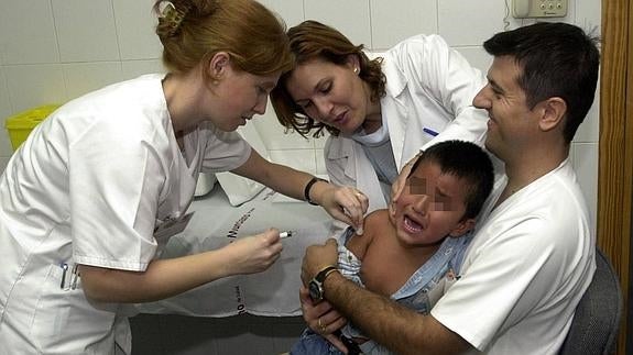 Sanidad pondrá la vacuna de la varicela a los niños de 15 meses a partir de abril