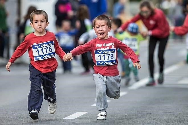 El fotógrafo Roberto Ruiz gana el premio Pablo Hojas Llama con 'Llanto incomprendido'