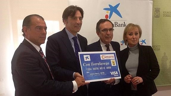 Diez euros "extra" por comprar en Torrelavega