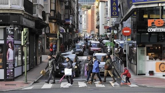 El tráfico de la calle Cervantes se desviará por Numancia y Lealtad cuando sea peatonal