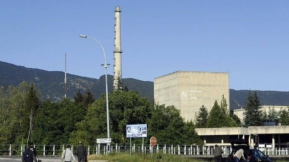 Iberdrola admite que Garoña, en la que trabajan 200 cántabros, podría cerrar definitivamente