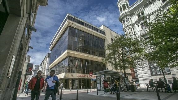 La situación de la empresa pública Sogiese llegará al Parlamento "con luz y taquígrafos"