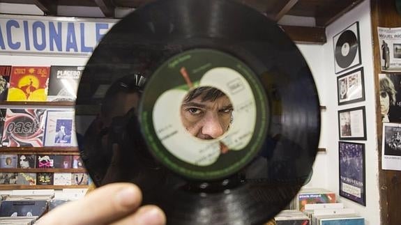 Celebra la música, compra discos