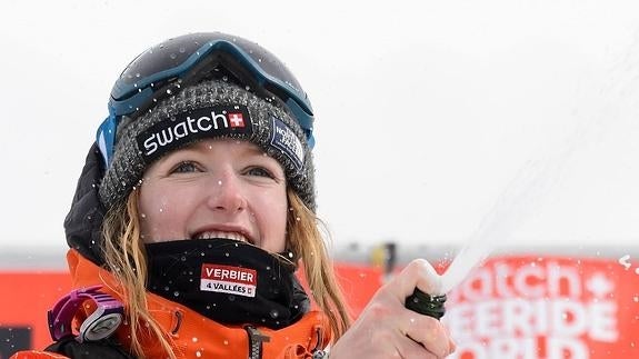 Fallece en una avalancha la campeona del mundo de snowboard Estelle Balet