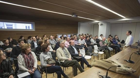 Los médicos presionan a Sanidad con la convocatoria de una huelga en julio