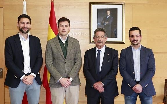 Revilla destaca los beneficios de 'Wooorker.com' para que empresas e instituciones encuentren trabajadores