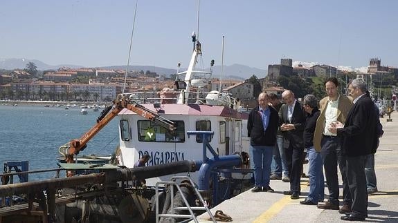 ¿Cómo hacer más atractivo el aparcamiento del puerto?