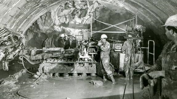 El túnel de Tetuán, que unió el viejo y el nuevo Santander, cumple 25 años