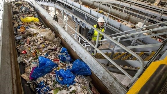 Todo un pleno para hablar de basura