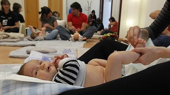 Tener un segundo hijo en Cantabria se premia con entre 400 y 1.000 euros