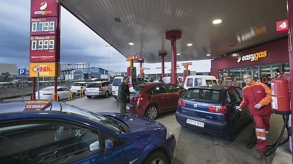 Cantabria está entre las provincias que venden la gasolina más barata