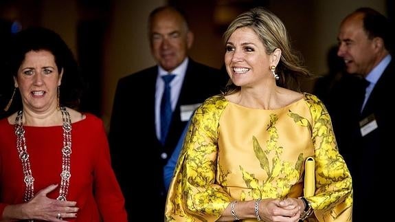 Máxima cumple 45 en la cima