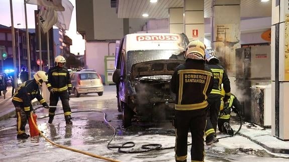 El Ayuntamiento convoca otras cuatro plazas de bombero