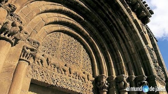 La catedral del románico erótico español está en Cantabria