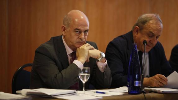 Blas Mezquita vendió 30.000 acciones de Sniace en plena ampliación de capital