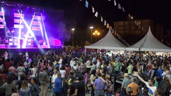 Las fiestas de San Juan arrancan con la apertura de las casetas