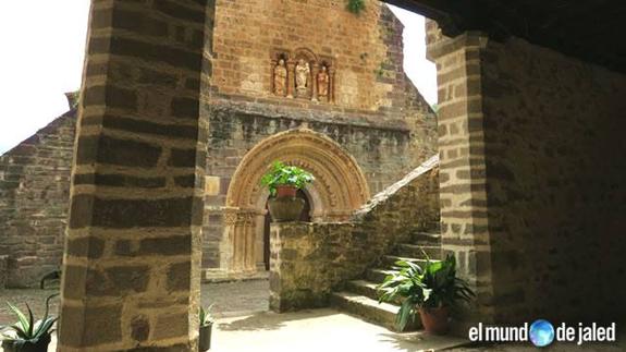 Santa María la Real de Piasca, arte románico en el corazón de Líebana
