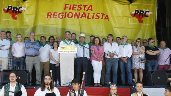 Revilla asegura que Cantabria ha liderado la creación de empleo en junio