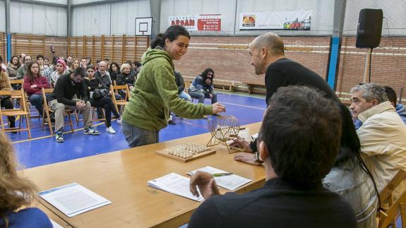 Marina de Cudeyo contrata a los parados que ganaron el sorteo