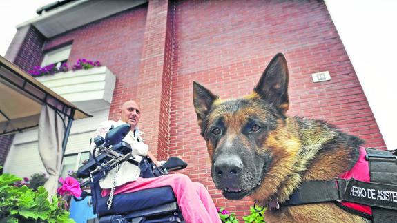 Valdecilla matiza que la visita de 'Lobo' a su dueño fue "un hecho excepcional"