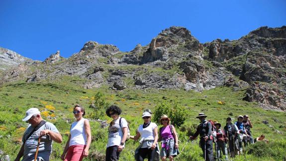 Cinco rutas para conocer los Picos de Europa