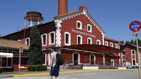 Los colectivos culturales dicen "sí" a La Lechera como centro de artes escénicas