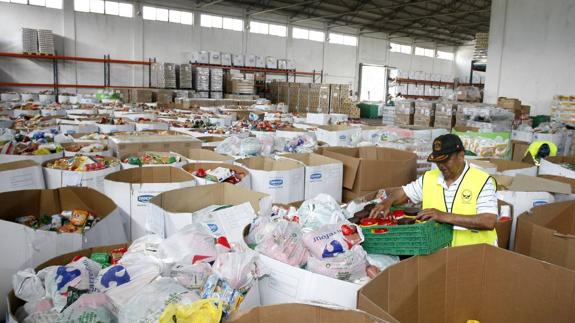 Los cántabros donaron 1.353 toneladas de comida al Banco de Alimentos