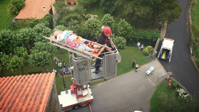 Atrapada en lo alto del campanario