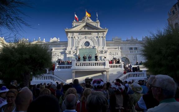 Comienzan las rutas guiadas por el Sardinero y la Magdalena por el centenario del Casino