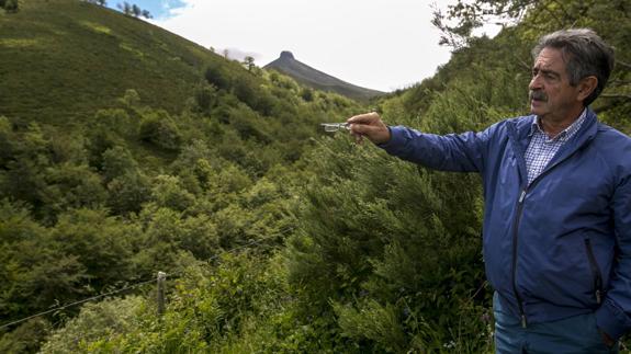 Revilla hará "una guerra personal" contra la aplicación del fracking en Cantabria