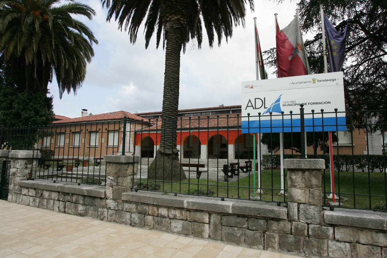 Torrelavega rehabilita su centro de formación para crear una cocina y una cafetería