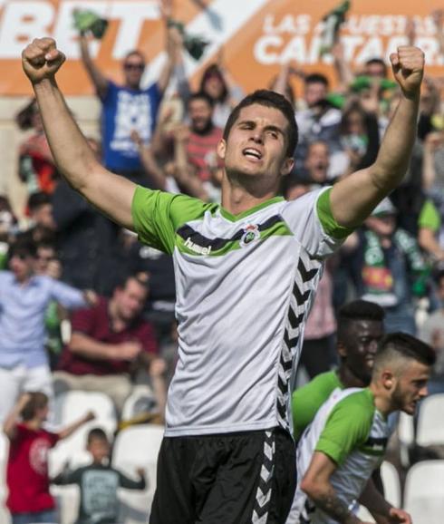 Alvaro Peña renueva con el Racing