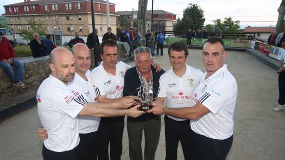 Hermanos Borbolla sopesa abandonar Noja tras 44 años