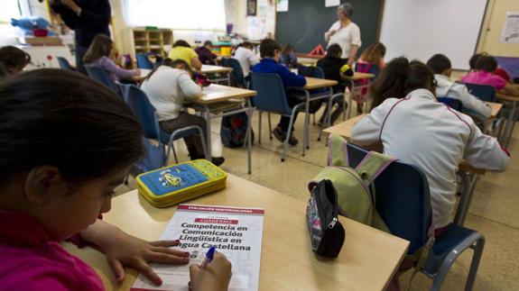 Cantabria vuelve a rebelarse y recurrirá las reválidas de Secundaria y Bachillerato