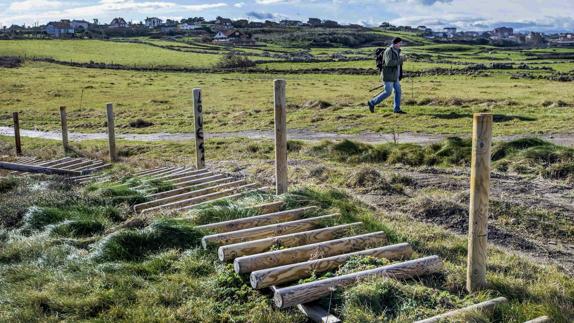 La Asociación de Vecinos de Monte satisfecha con el plan de la senda costera