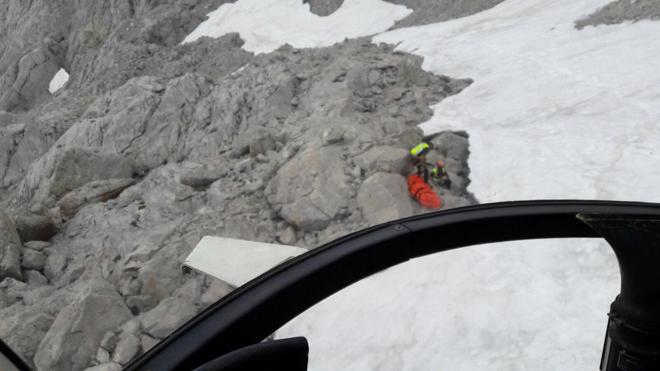 Fallece un montañero al caer 200 metros en los Picos de Europa