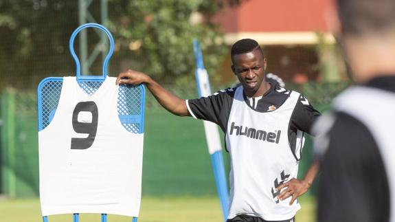 El Levante se suma a la puja por Koné