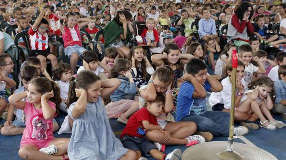 De verbenas, ferias, conciertos y teatro