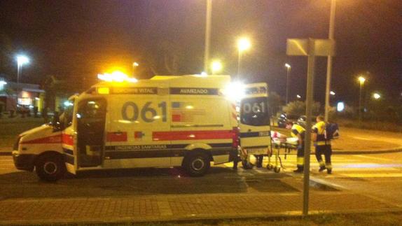 Herido grave un varón con múltiples puñaladas y un disparo