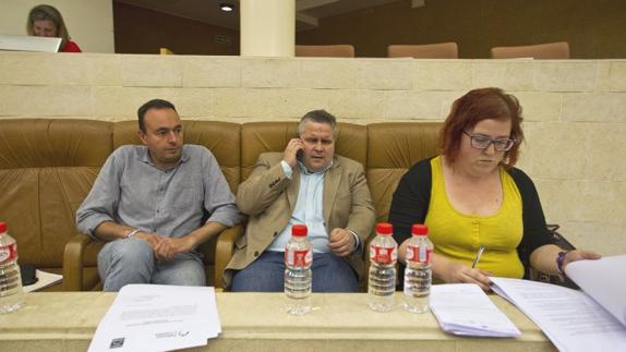 Podemos presenta una propuesta para que la Cámara rechace las "reválidas"