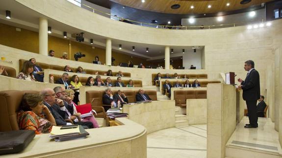 Los políticos vuelven a clase el próximo día 19