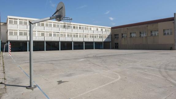 El PP denuncia un "absoluto caos" en el comienzo del curso escolar