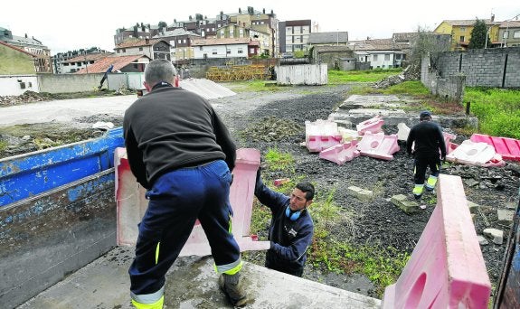 Campuzano pide que no se autorice una macrofiesta juvenil en el aparcamiento
